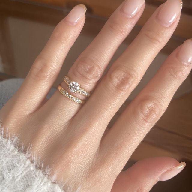 【宝寿堂(ほうじゅどう)の口コミ】 沢山石のついたデザインで良い品質のものであっても予算内に収めることが…