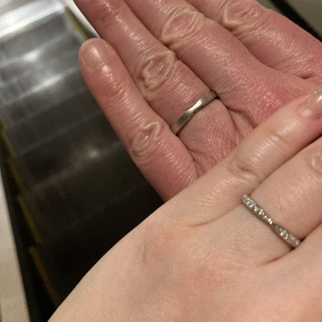 【銀座ダイヤモンドシライシの口コミ】 欲しいデザインにマッチしました。デザインがシンプルで、金額が予算内で…