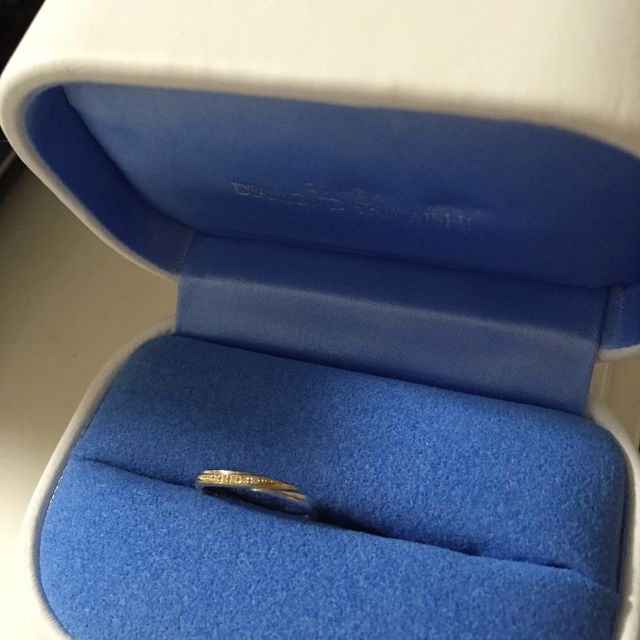 【銀座ダイヤモンドシライシの口コミ】 接客がよかったです。
後、アフターサービスが手厚く、一度コーティングし…