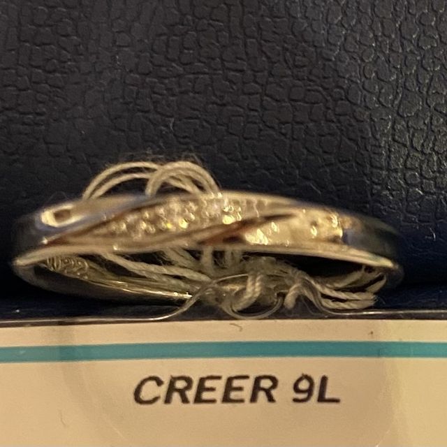 【銀座ダイヤモンドシライシの口コミ】 付け心地がよかった。自分の骨格に合ったタイプで丸みよりも角張ったタイ…