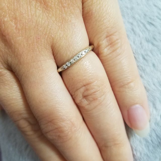 【杢目金屋(もくめがねや)の口コミ】 主人からサプライズでもらった婚約指輪が杢目金屋だったのですが、その婚…