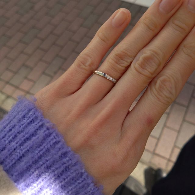 【アイプリモ(I-PRIMO)の口コミ】 一目惚れしたのと、そこまで派手でなくて普段つけやすいなと思いました。…