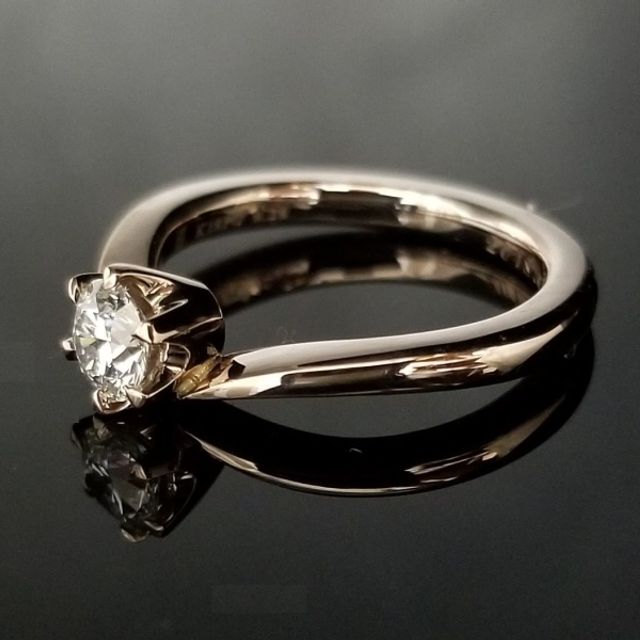 コーラルゴールドのご婚約指輪