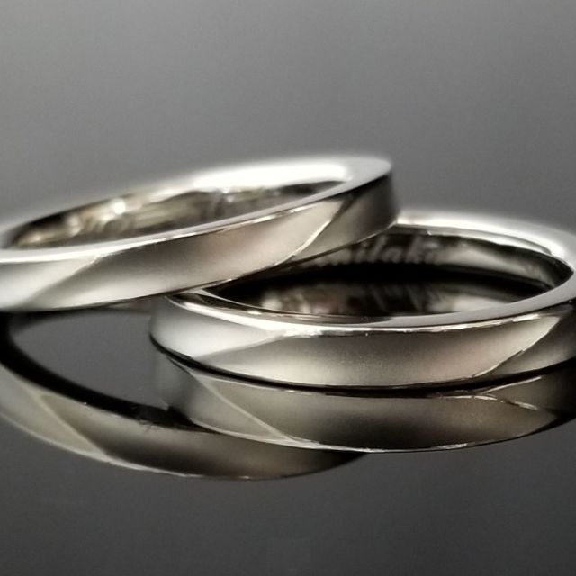職人が丁寧に仕上げをさせて頂いた鍛造結婚指輪