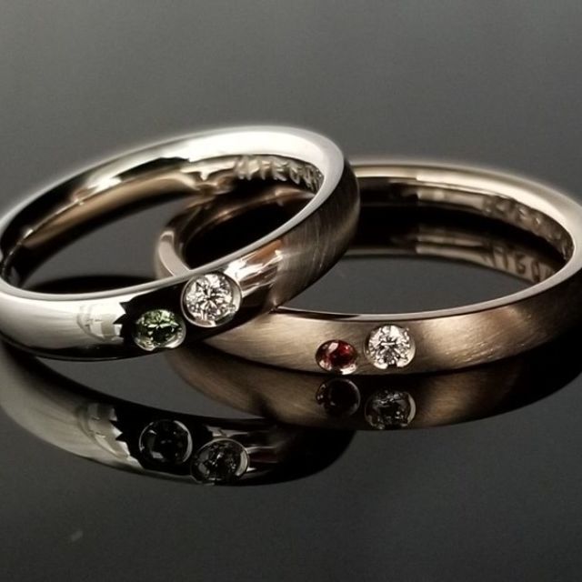 こだわりのダイヤが輝く、鍛造オリジナルマリッジリング