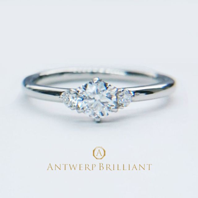 ”Asterism” Three Stone Diamond Ring ”アステリズム” スリー ストーン ダイヤモンドリング 