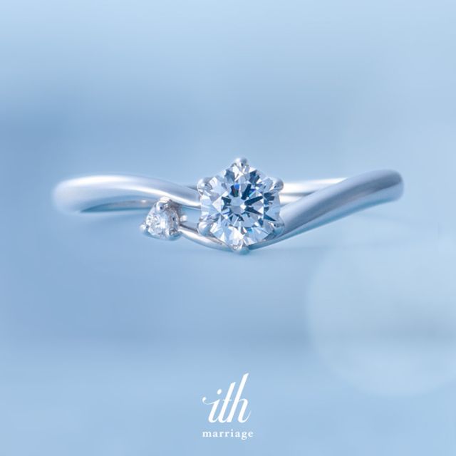 【月と星が輝くカーブライン】ムーン / Moon