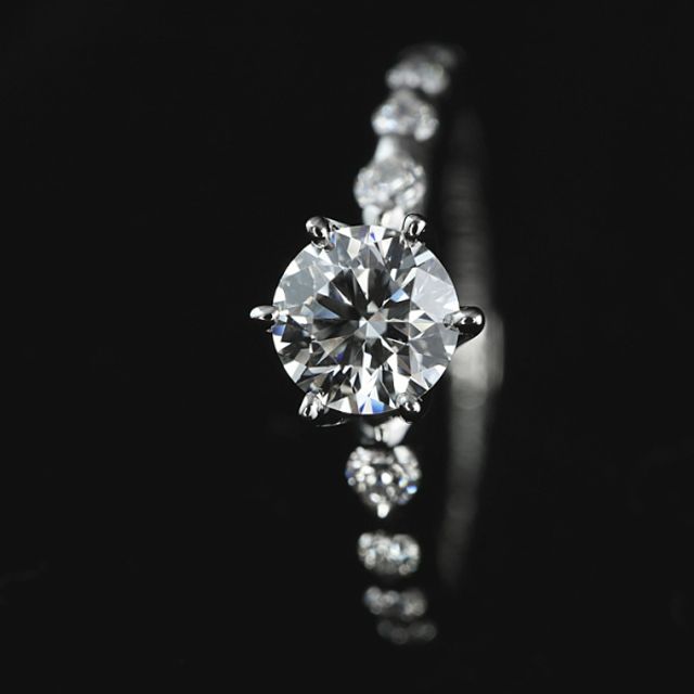 オーダーメイド事例◆月　カスタマイズ