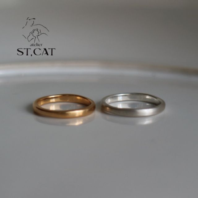 シンプルな中に、抽象的で透明感のあるニュアンスをデザイン【オーダー結婚指輪】Licht